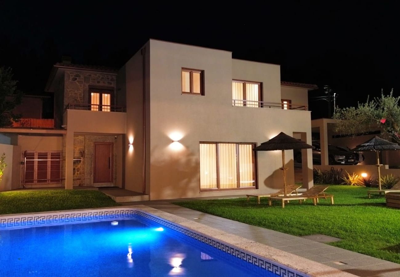 Villa in Barcelos - Villa 240 V5 – Luxury Holiday Home in Barcelos