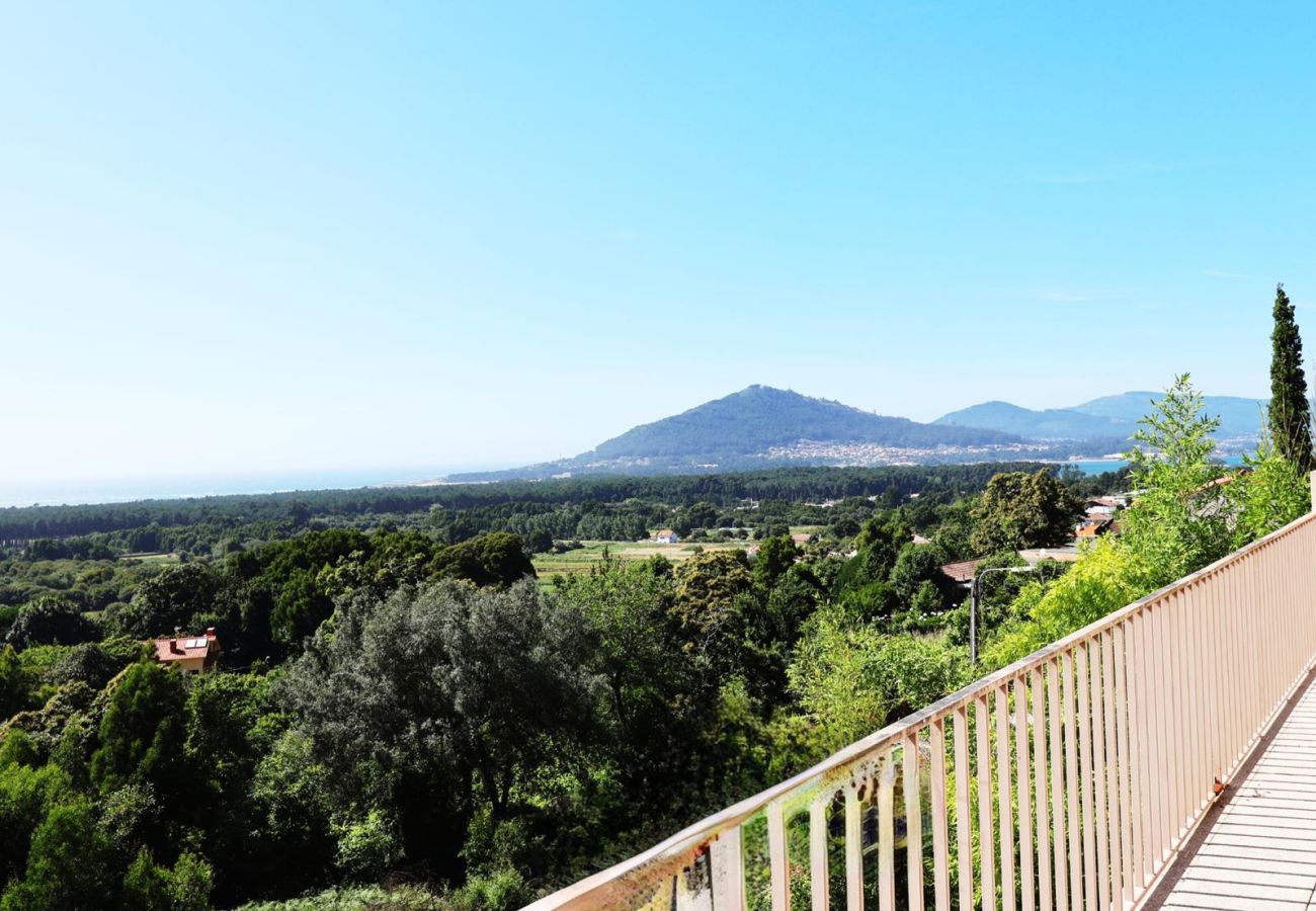 Villa in Caminha - Villa 249 - Sea view and salt swimming pool