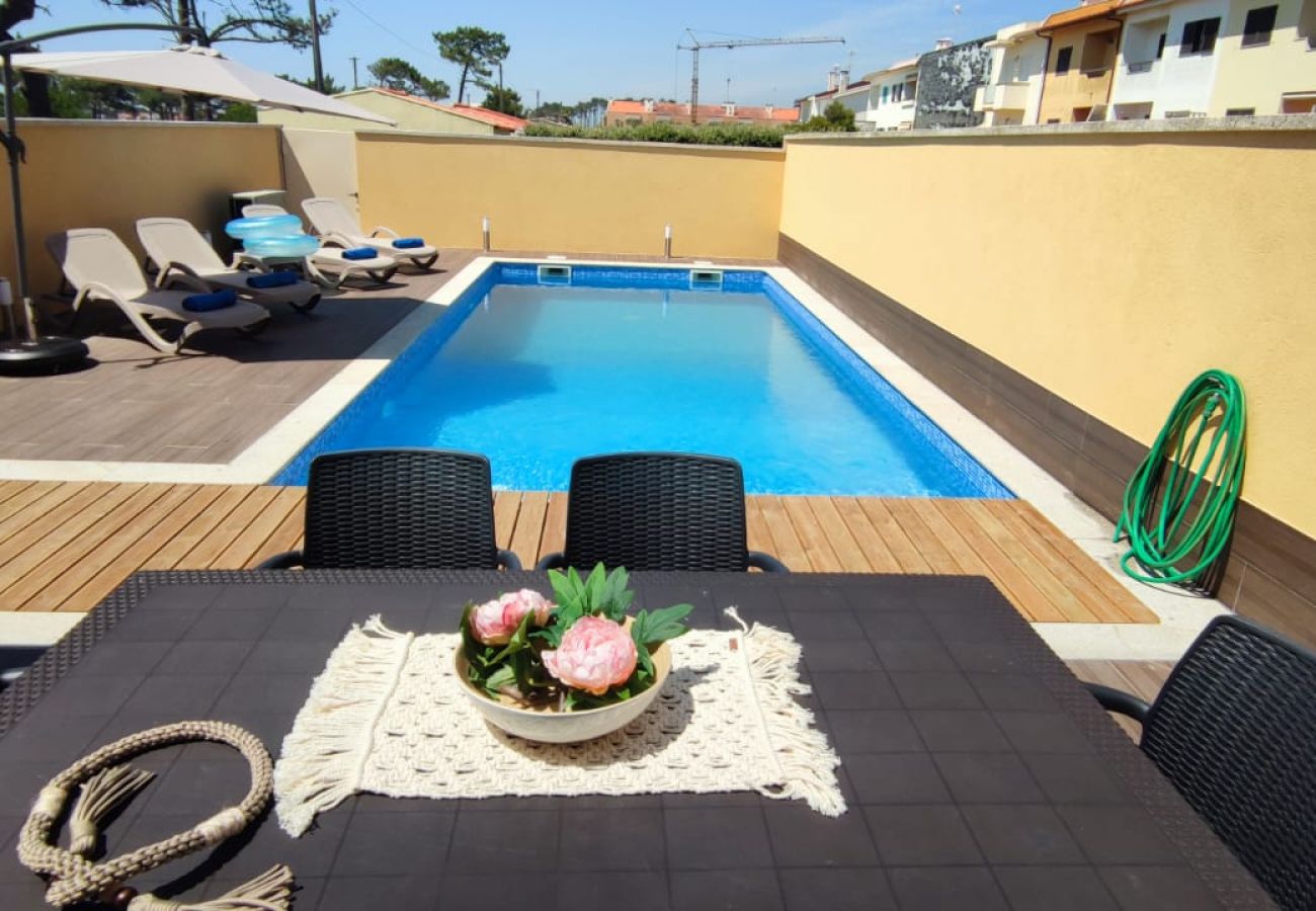 Casa geminada em Viana do Castelo - Villa 325 - T4 Moradia geminada perto da praia 