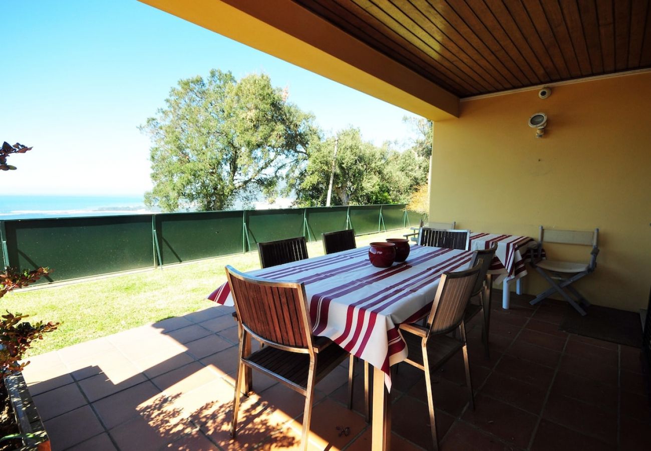 Villa in Caminha - Villa 284 Comfortable Villa w/ Pool and Sea View