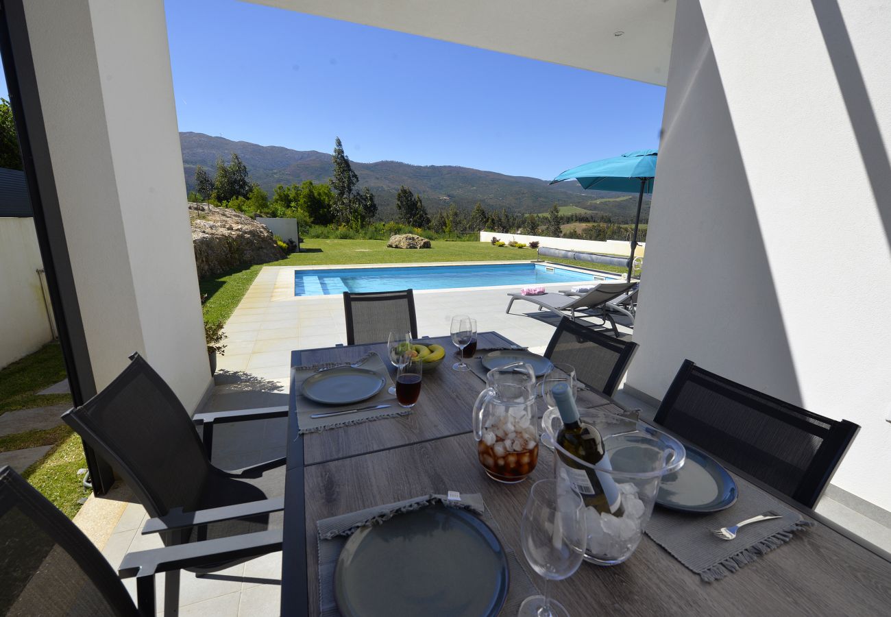 Villa in Ponte de Lima - Villa 239 Contemporary Holiday Villa in Ponte de Lima